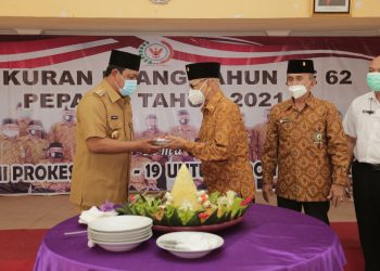 Hadir di HUT Persatuan Purnawirawan dan Warakawuri TNI dan Polri, Paman Birin Ingatkan Pentingnya 5M