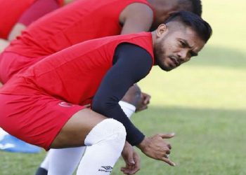 Imbas Bermain Brutal, Karier Syaiful Indra Cahya dan Zulham Zamrun di Sepak Bola Tamat!