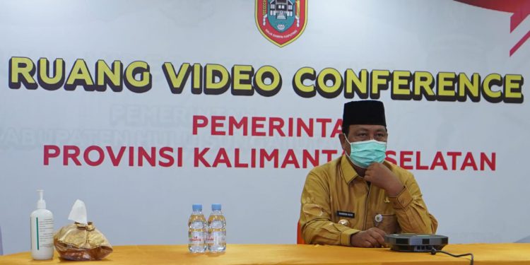 Gubernur Kalsel H Sahbirin Noor memberikan sambutan pada Pelatihan Wawasan Kebangsaan dan Penguatan Ideologi Pancasila.