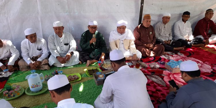 FKGLO Provinsi Kalsel gelar acara peringatan Maulid Nabi Besar Muhammad SAW 1443 Hijriah dihadiri Asisten II Bidang Perekonomian dan Pembangunan Setda Kalsel, Syaiful Azhari dengan penceramah Ustadz Muhammad Ilyas. ((putza))