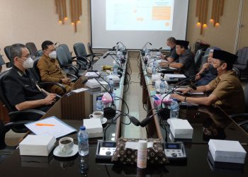 Terkait Viralnya Antrean di Loket, Komisi IV Panggil Direksi RSUD Ulin