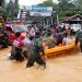 Danrem 101/Antasari Kerahkan Seluruh Prajurit Evakuasi Warga Korban Banjir HST