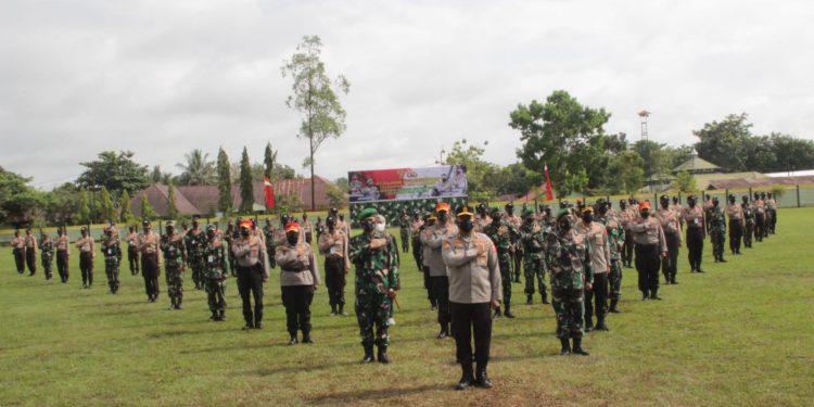 Upacara Pembukaan Pendidikan Kolaborasi Integrasi Dikmaba TNI AD dan Diktukba Polri TA 2021 di Rindam VI/Mulawarman, Banjarbaru, Kalsel.