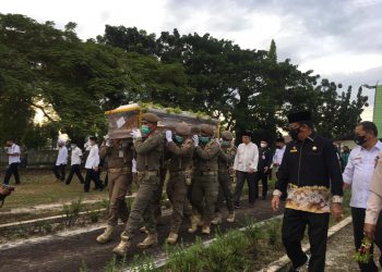 Gubernur Kalsel ke-7 HM Said Dikebumikan di Taman Makam Bahagia