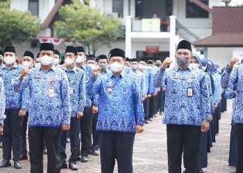 Ambil Sumpah 121 PNS, Walikota Banjarmasin Ingatkan Reward dan Punisment