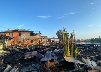 Empat Bangunan di Kawasan Tembus Perumnas Hangus Terbakar saat Subuh