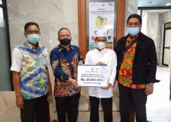 Bank Kalsel Bantu Dana Pembebasan Lahan untuk Musholla Ar-Raudhah