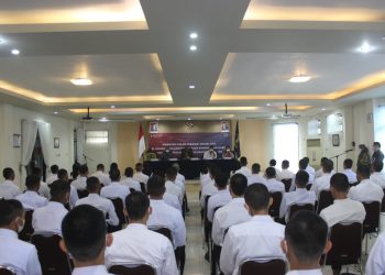 Serahkan SK CPNS, Lilik Sujandi Berikan Pesan Ini