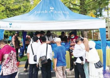 Bank Kalsel Bantu 30 Tenda dan 1.000 Nasi Kotak di Haul Datu Kelampayan
