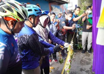 Walikota Banjarmasin Resmikan Bank Sampah Ketupat Pandan