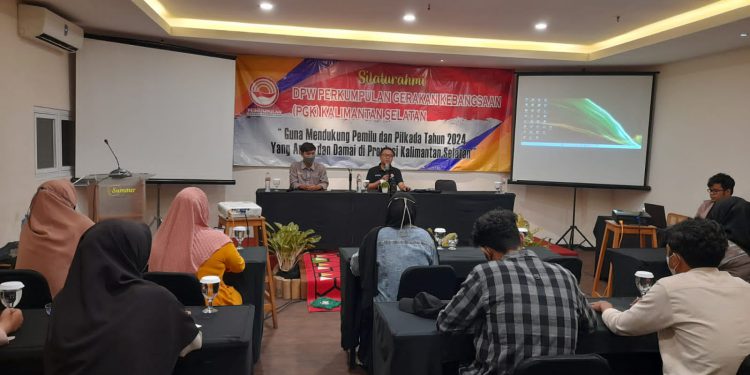 DPW PGK Kalsel saat menggelar silaturahmi dengan tema Guna mendukung Pemilu dan Pilkada 2024 yang aman dan damai di Provinsi Kalsel. (foto : putza)