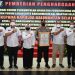 Kapolda Kalsel Terima Penghargaan dari Forum Lurah dan DPD PAPDESI