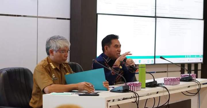 Wakil Walikota Banjarmasin H Arifin Noor memimpin Rapat TKPKD Banjarmasin, yang berlangsung di Aula Bappeda Litbang. (foto : Humas Pemko Banjarmasin)