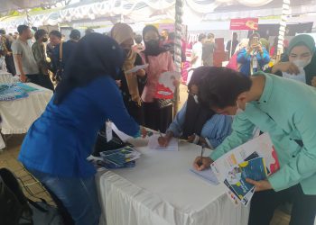 Pencari Kerja Antusias Cari Pekerjaan di Job Fair 2022 Banjarmasin