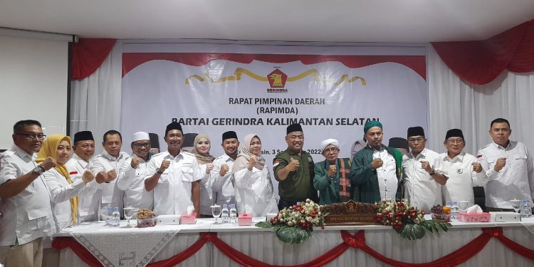 DPD Partai Gerindra bersama DPW PKB kalsel yang tergabung dalam Koalisi Kebangkitan Indonesia Raya mulai merapatkan barisan. (foto : putza)