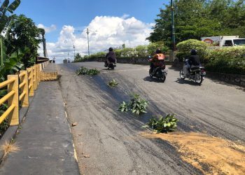 Sejumlah Pengendara Terjatuh di Jembatan RK Ilir 