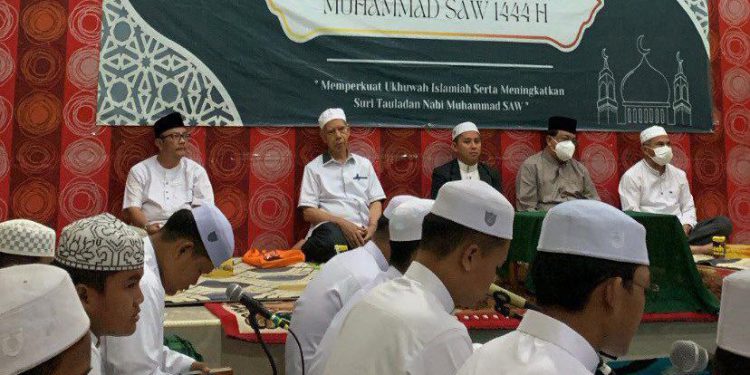 Peringatan Mualid Nabi Muhammad yang digelar di aula UNBL. (foto : istimewa)