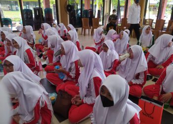 Pelajar Perempuan di Banjarmasin Diberi Obat Penambah Darah Tiap Minggu, Ada Apa ?