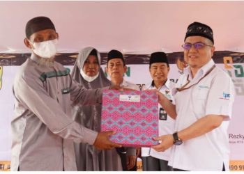 Dukung Program Bedah Rumah Baznas, Bank Kalsel Beri Bantuan Perabotan
