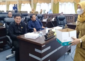 Prihatin Gempa Cianjur, Dewan Banjarmasin Spontan Galang Donasi di Paripurna