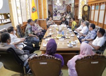 Jaga Sinergitas, Kapolda Kalsel Silaturahmi ke Dewan Kalsel
