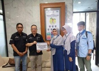 Bank Kalsel Beri Bantuan Penunjang Prestasi untuk Pelajar Yatim Piatu