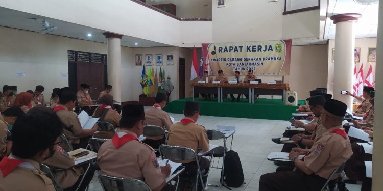 Rapat kerja Kwarcab Pramuka Banjarmasin. (foto : shn)