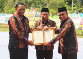 Mars dan Hymne Tabalong Terima Hak Cipta di Momen Harjad ke-57 