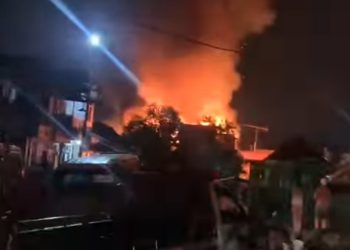Kebakaran di Sungai Jingah : 13 Jiwa Kehilangan Tempat Tinggal, Satu Luka Bakar