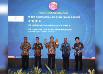 Mengelola Bisnis Secara Modern, Bank Kalsel Sabet TOP DIGITAL Awards 2022