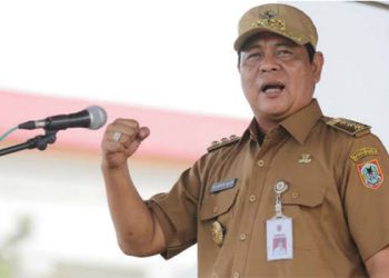 Paman Birin Raih Golden Award Gubernur Peduli Olahraga