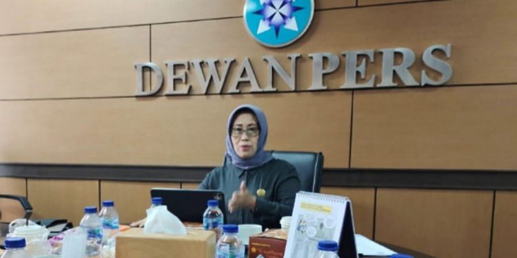 Dr Ninik Rahayu, Ketua Dewan Pers sisa masa periode keanggotaan 2022 - 2025. (foto : dewan pers)