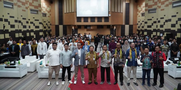 Walikota Banjarmasin Ibnu Sina saat menghadiri Onboarding Talenta Wirausaha BSI (TWB) di Universitas Lambung Mangkurat, Banjarmasin. (foto : istimewa)