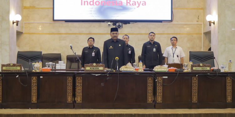 Rapat Paripurna penyampaian rekomendasi terhadap LKPj Kepala Daerah 2022 di DPRD Kalsel. (foto : istimewa)