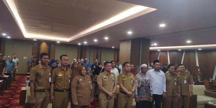 Foto bersama di sela sosialisasi Kemetrologian. (foto : shn/seputaran)