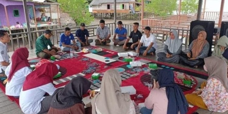 Sosialisasi dan Pembinaan mitra usaha oleh Bank Kalsel. (foto: istimewa)