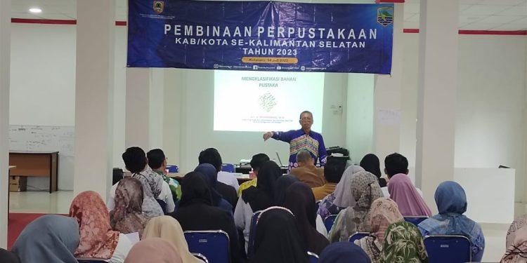 Pembinaan kepada para pengelola perpustakaan daerah di Kabupaten Balangan. (foto : istimewa)