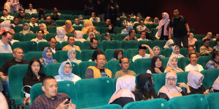 Penonton pada Gala Premier Film JSS di Stodio 21 Duta Mall Banjarmasin. (foto : shn/seputaran)