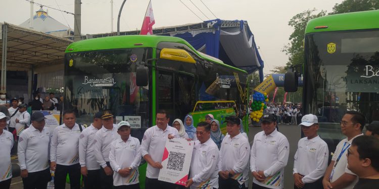 Walikota Banjarmasin H Ibnu Sina saat peresmian. (foto : shn/seputaran)