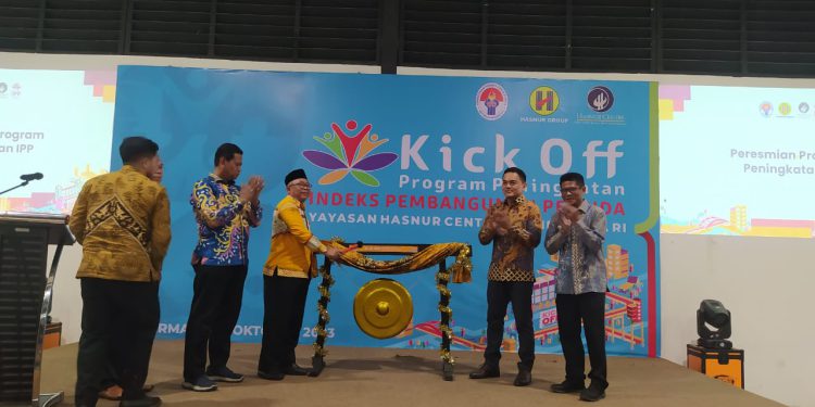 Kick off Program Peningkatan IPP oleh pihak Yayasan Hasnur Centre dan Kemenpora RI. (foto : shn/seputaran)