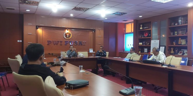 Rapat perdana kepengurusan PWI periode 2023-2028. (foto : istimewa)