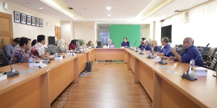 Komisi I bersama Wakil Ketua DPRD Kalsel beserta rombongan mengunjungi LPP TVRI Nasional. (foto : istimewa)