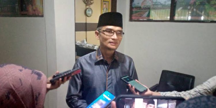 Ketua Pansus juga Ketua Komisi II DPRD Kalsel Awan Subarkah.