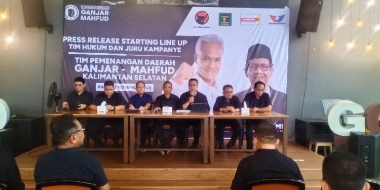 Press release Tim Hukum dan Kampanye Ganjar-Mahfud di Kalsel. (foto : smr)