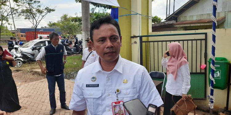 Kepala Dinkes Banjarmasin dr Tabiun Huda saat diwawancarai. (foto : shn/seputaran)