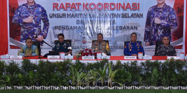 Rakor dengan unsur maritim Kalsel, dalam rangka kesiapan pengamanan mudik Lebaran 2024. (foto : istimewa)