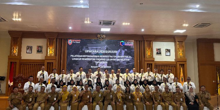 Foto bersama di sela kegiatan PKA Angkatan IX Tahun 2024, di Aula Kampus 1 BPSDM Kalsel, Banjarbaru. (foto : istimewa)