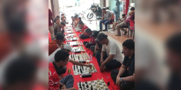 Dealer Budiana Motor,salah satu jaringan Dealer resmi Honda di wilayah Kalimantan Tengah menggelar Turnamen Catur. (foto : istimewa)