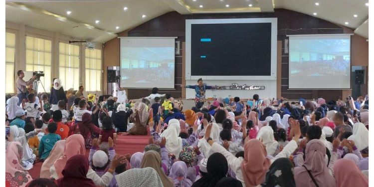 Peringatan Hari Anak Nasional di Dispersip Kalsel. (foto : istimewa)