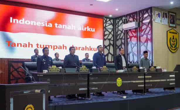 PARIPURNA: DPRD Banjarmasin menggelar Rapat Paripurna Tingkat II dengan agenda Kesepakan Bersama Perubahan KUA dan PPAS Kota Banjarmasin Tahun Anggaran 2024, serta KUA dan PPAS Banjarmasin Tahun Anggaran 2025.